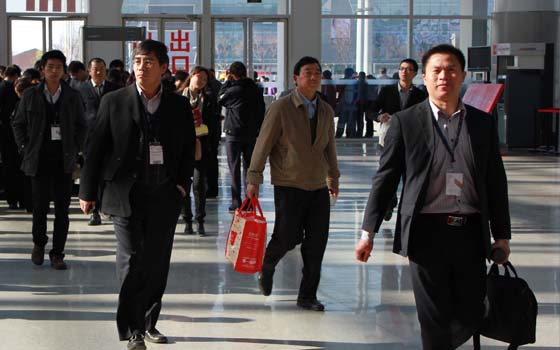 安邦集團參加中國（北京）國際供熱通風空調、衛(wèi)生潔具及城建設備與技術展會現(xiàn)場(圖2)