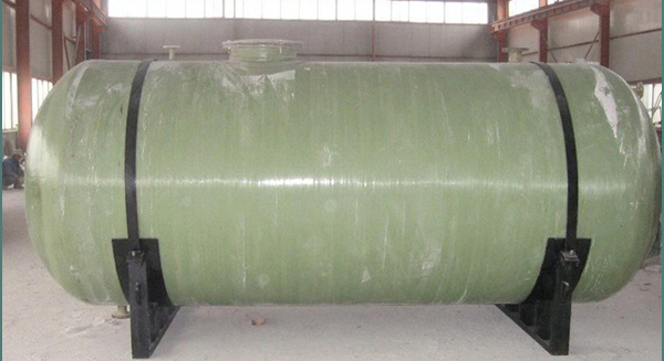 電伴熱改善玻璃鋼罐冬季伴熱儲(chǔ)存問題(圖1) 電伴熱改善玻璃鋼罐冬季伴熱儲(chǔ)存問題(圖1)